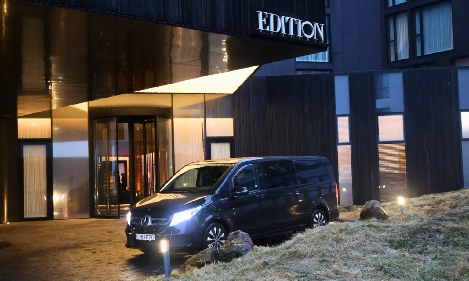 Private Transfer within Reykjavik: Cruise Ports/Hotels